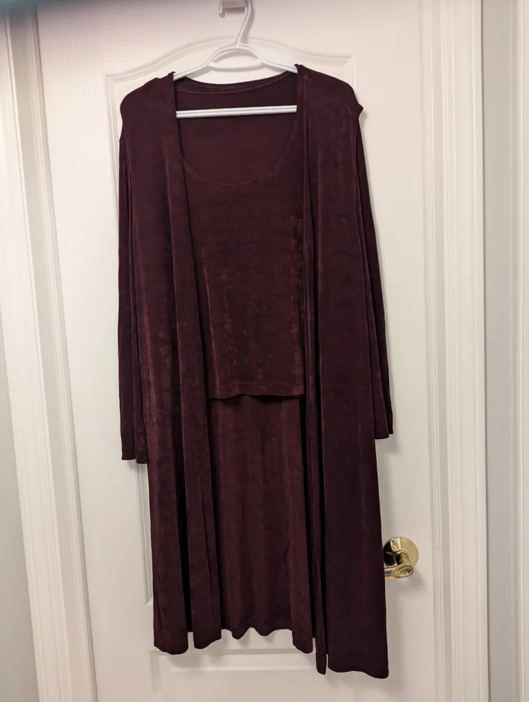 Burgundy 2 Piece Set with Top and Vest thumbnail