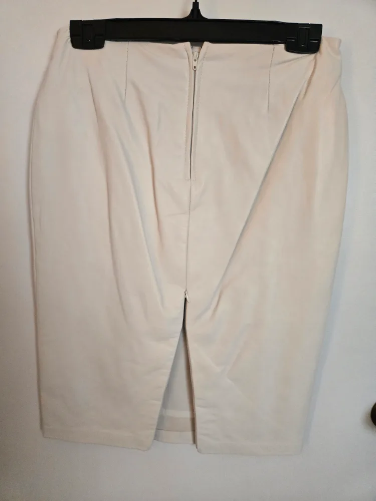 Danier Leather Jacket and Skirt Suit - White image indicator(7)