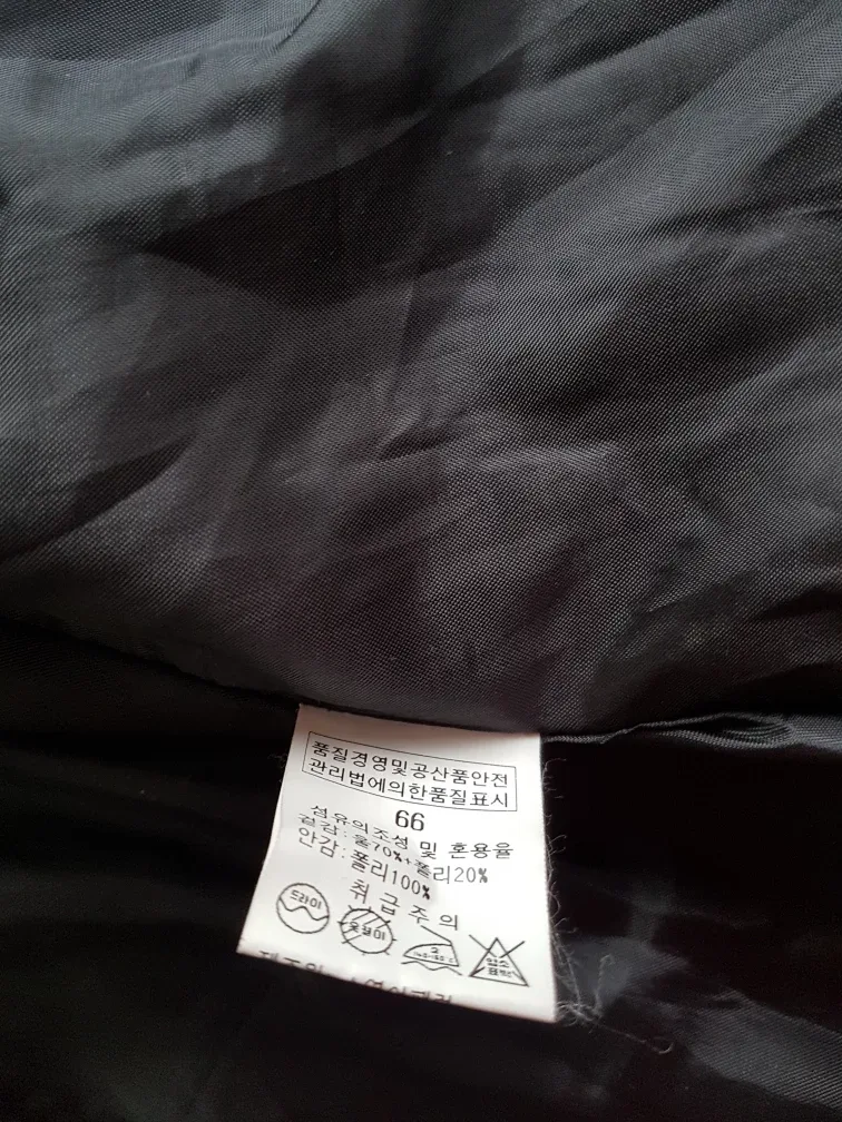 Women's Grey & Black Tweed Coat with Faux Fur Collar image indicator(8)