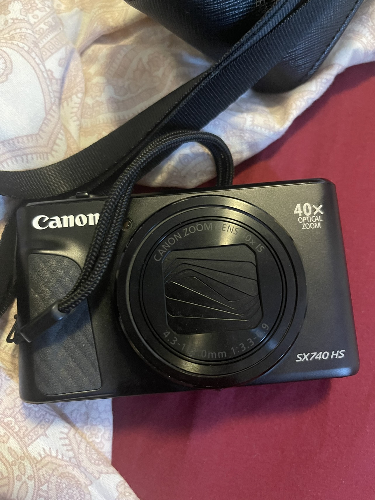 Canon Power ShotSX740