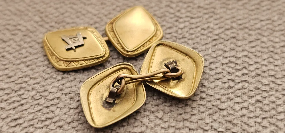 Vintage Masonic Cufflinks Gold-Tone Diamond Shape image indicator(2)