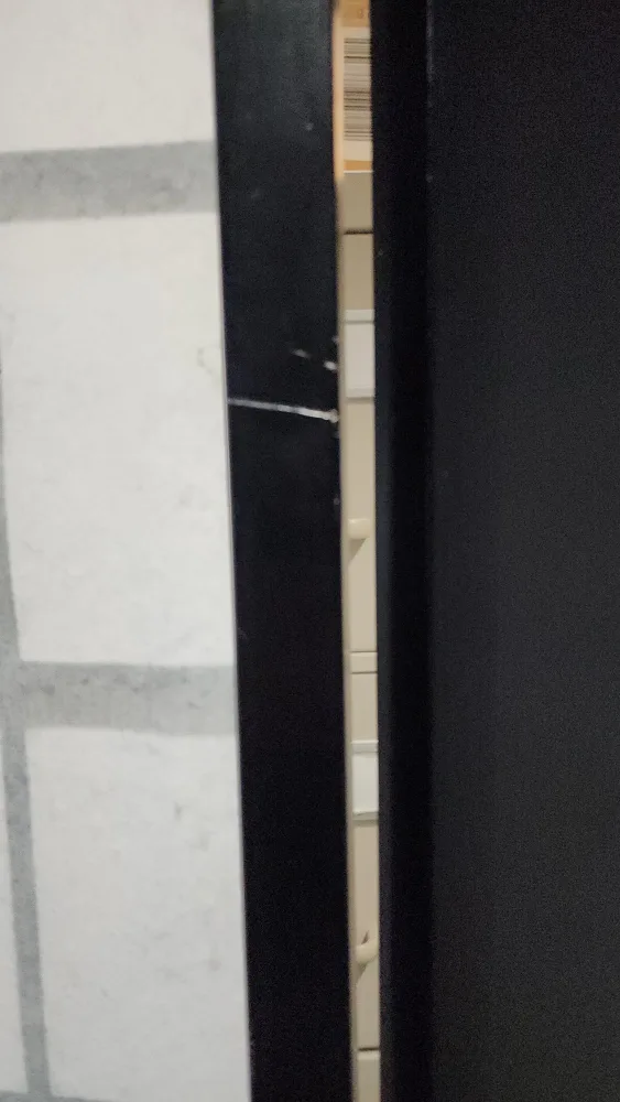 Black 3-Panel Room Divider Screen with Mirror image indicator(5)