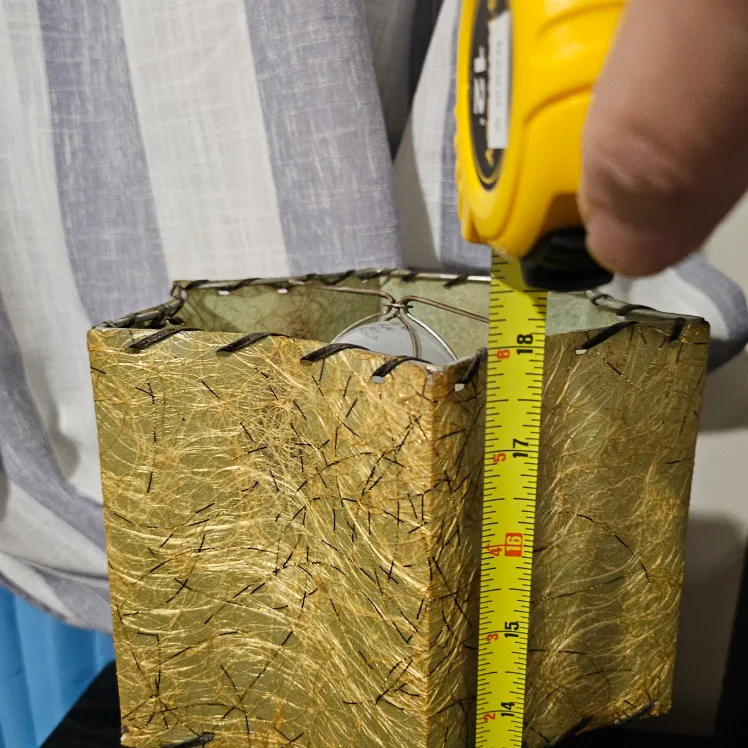 Mid-Century Modern Table Lamp image indicator(3)