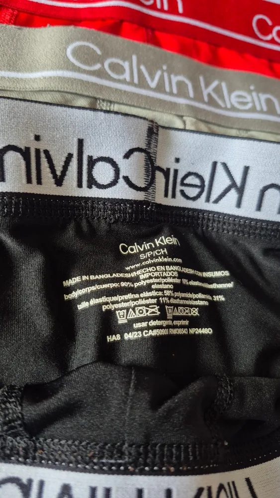 Calvin Klein Men's underwear Bundle of 4 image indicator(3)