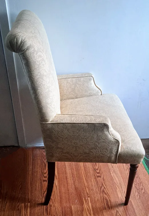 Elegant Armchair with Rolled Back image indicator(2)