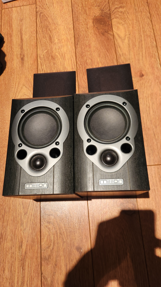 Mission speakers - pair of bookshelf speakers - photo 3