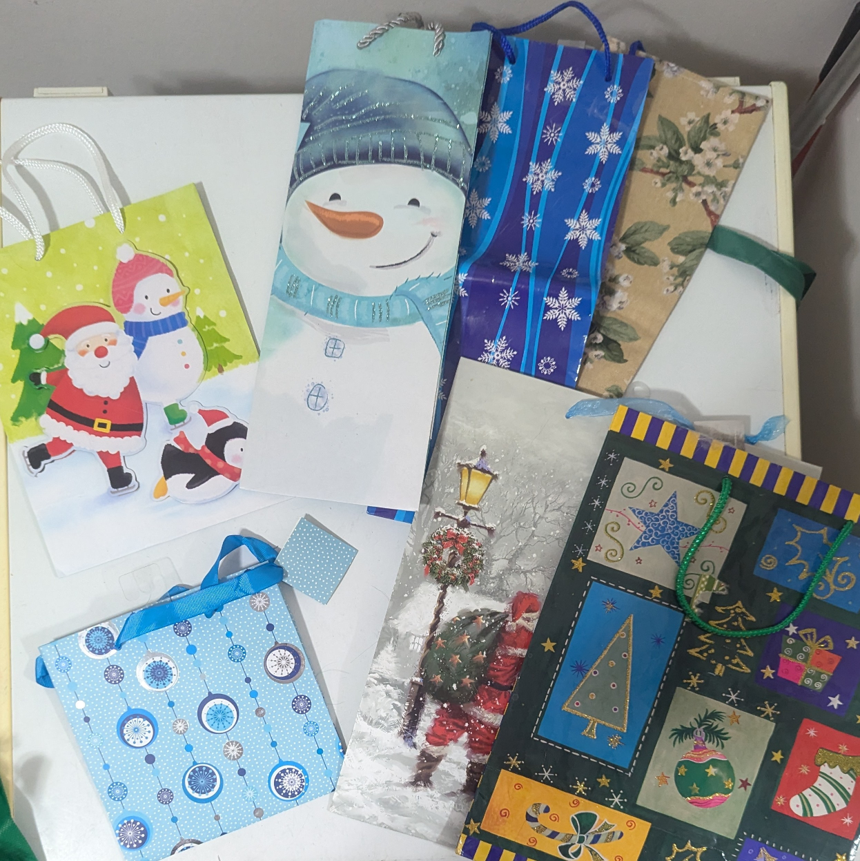Free Christmas Gift Bags