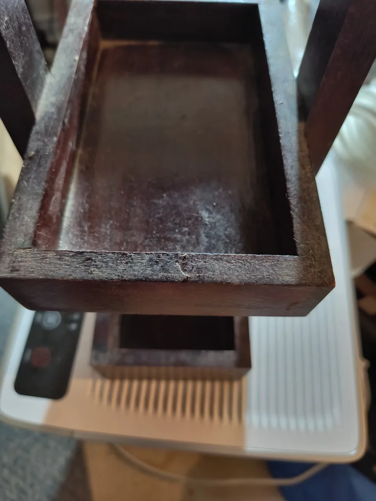 Wooden Three Tiered Shelf image indicator(5)