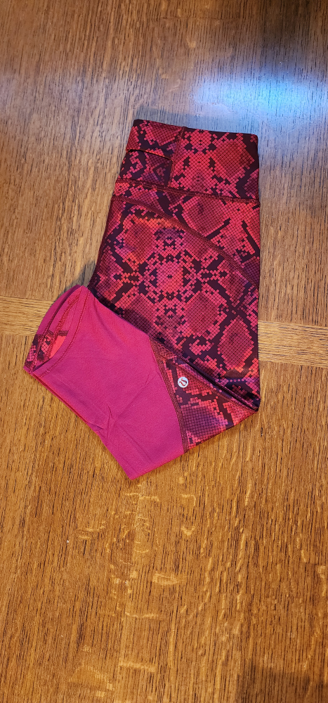 Lululemon tights