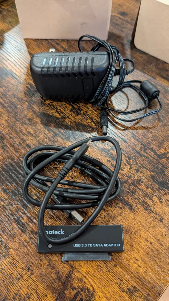 Inateck USB 3.0 to SATA III Hard Drive Adapter Converter image indicator(4)