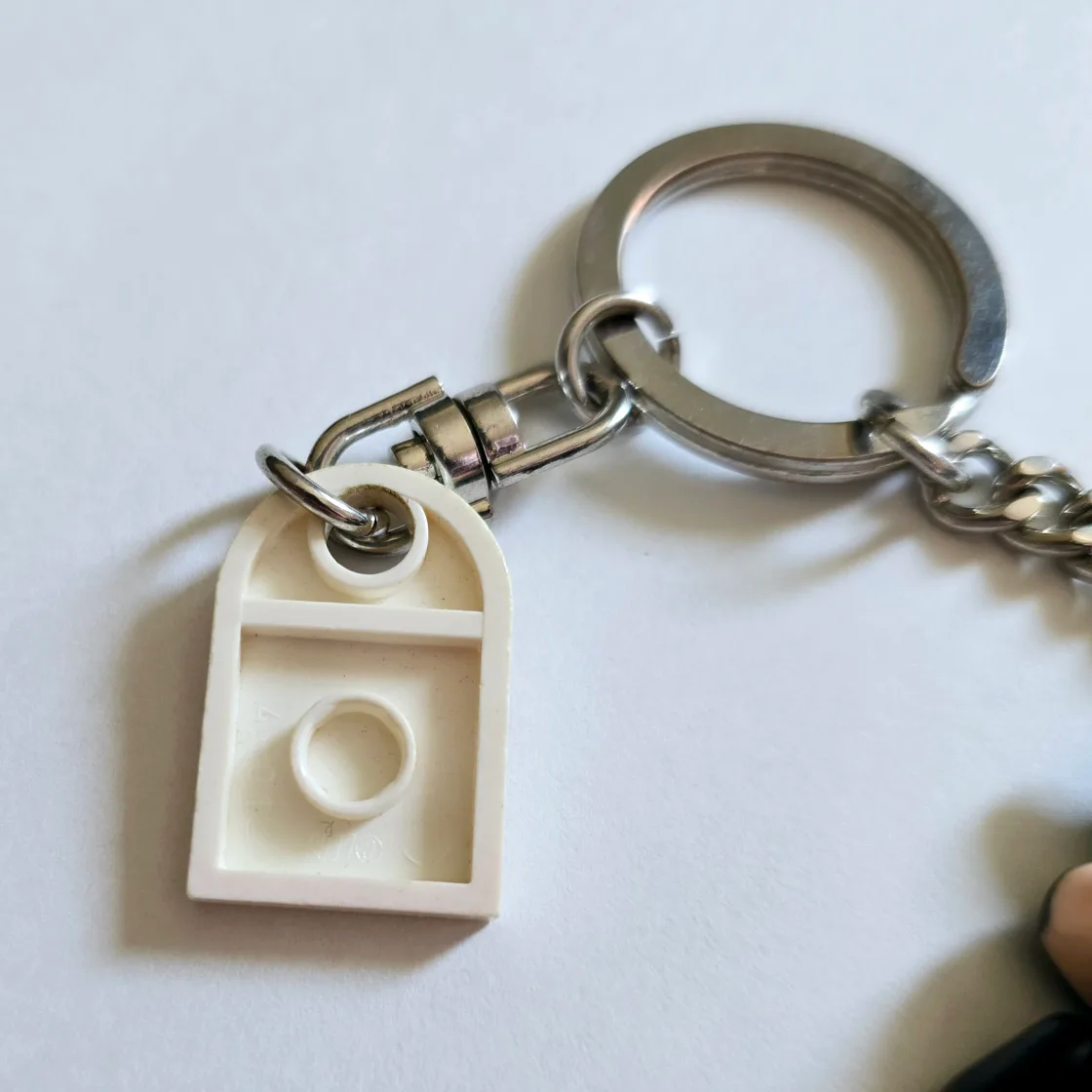 LEGO 2006 Paul Frank the Monkey 852023 Minifigure Keychain image indicator(10)