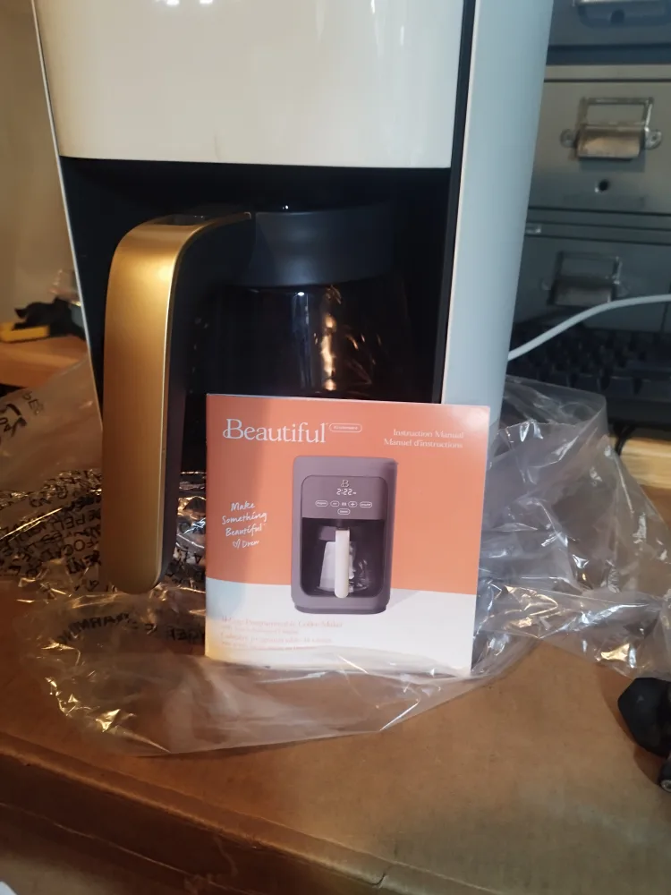 Brand New Beautiful Pro Series 14-Cup Programmable Coffee Maker image indicator(7)