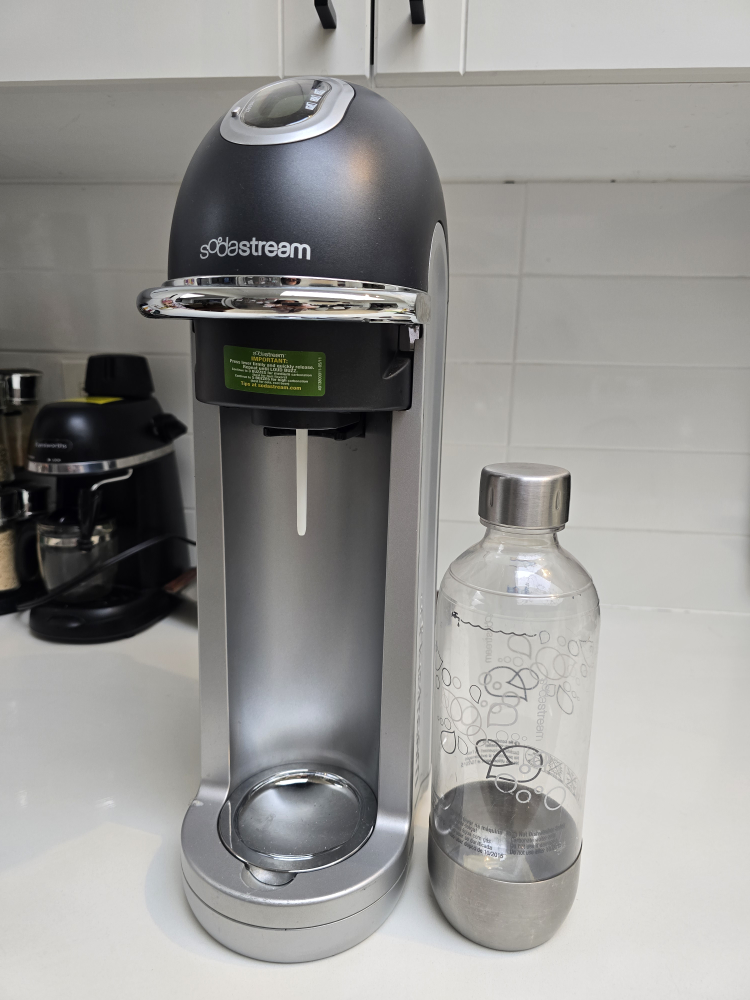 SodaStream Source Sparkling Water Maker