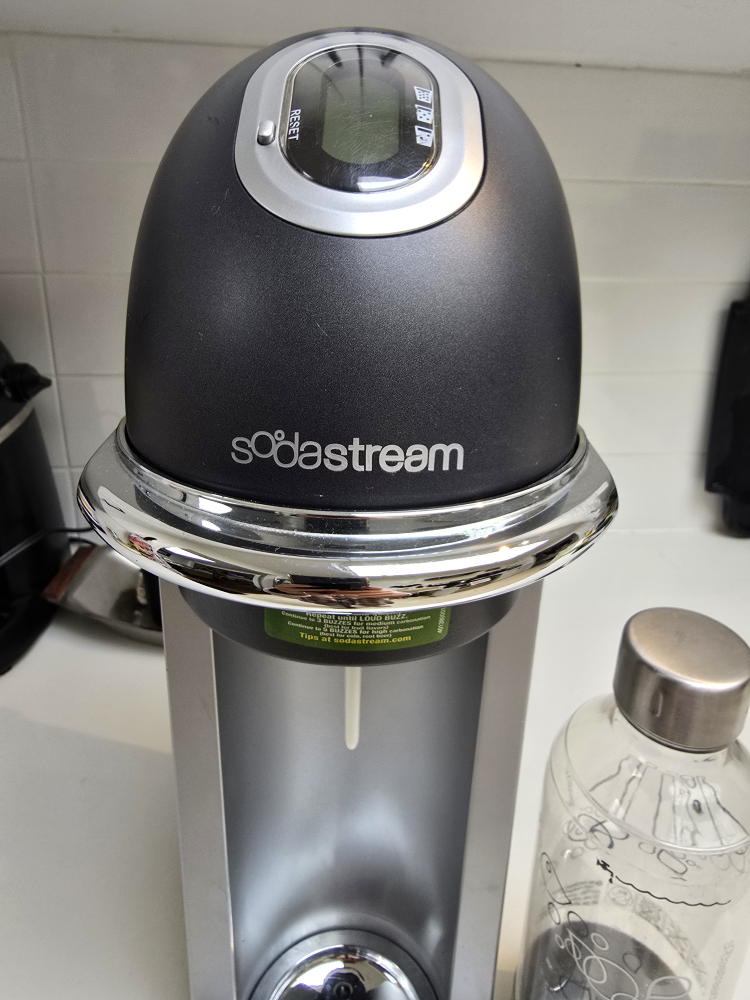 SodaStream Source Sparkling Water Maker - photo 2