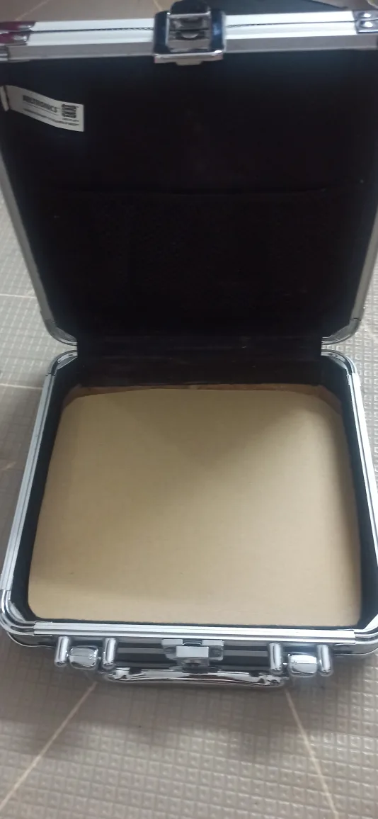 Beltronic Aluminum Carrying Case image indicator(2)