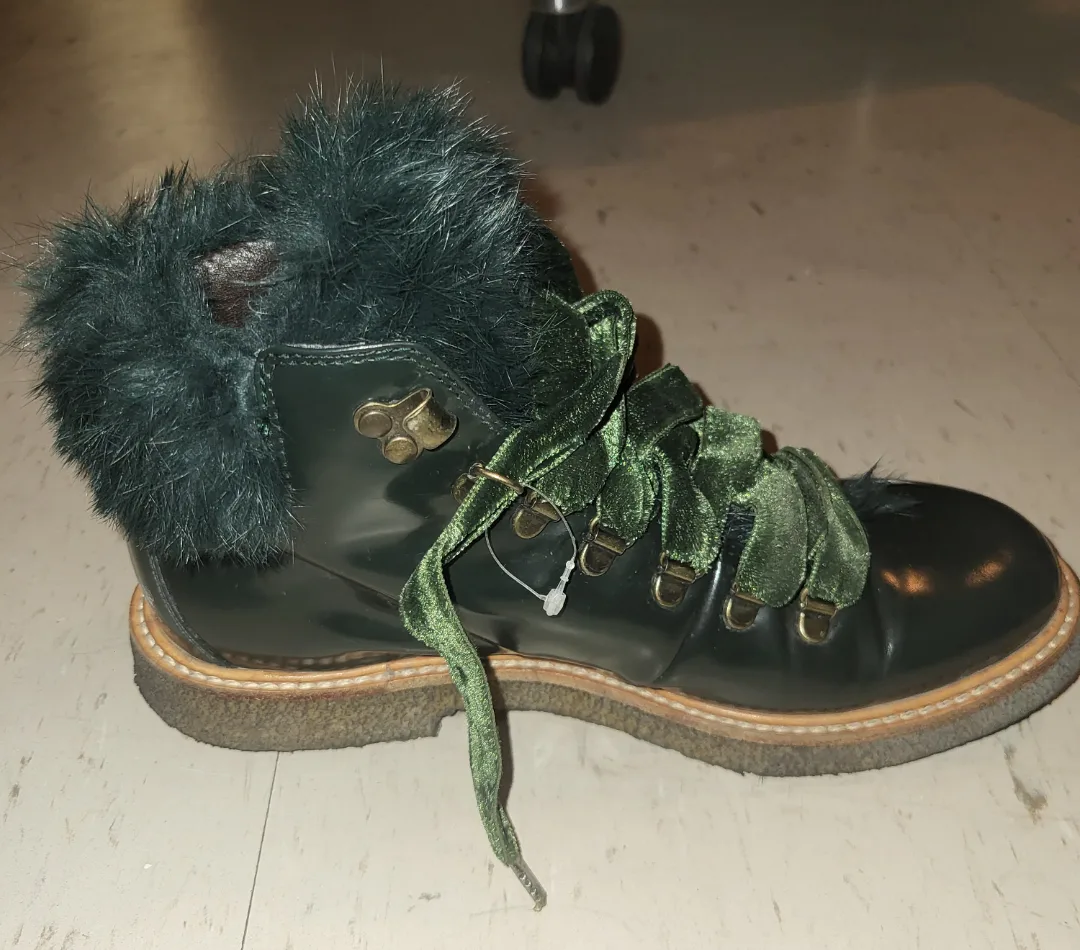 AG by Aquagirl Women's Dark Green Boots image indicator(3)