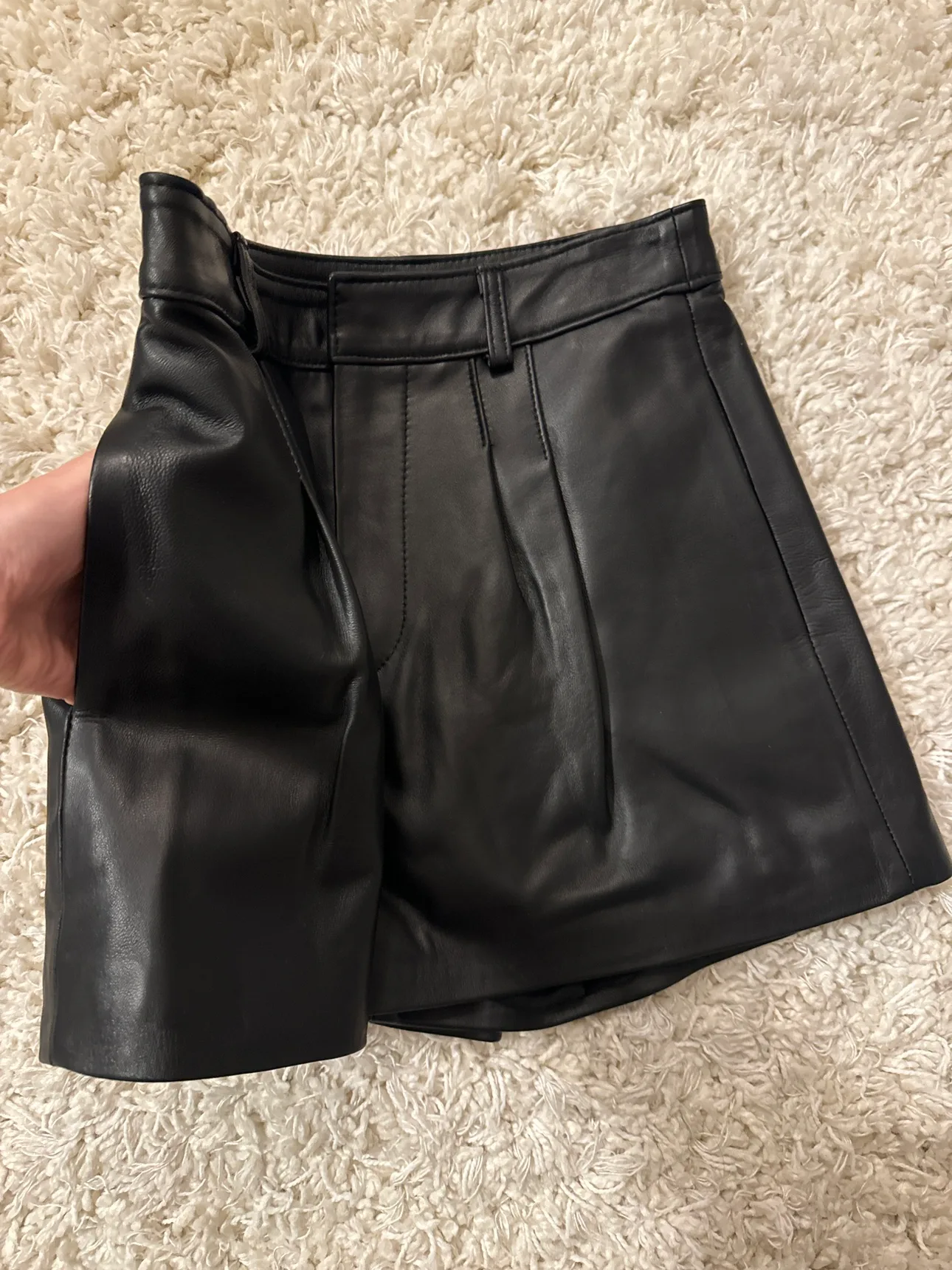 Stylish natural Leather Shorts with the pockets image indicator(2)