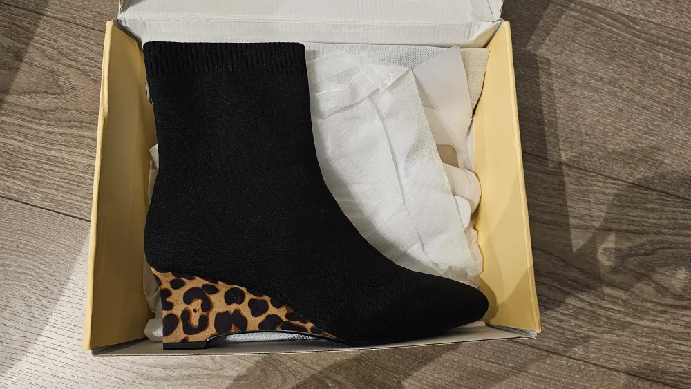 Cosy Island Black and Leopard Wedge Boots image indicator(4)