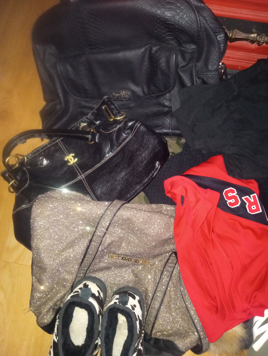 huge bag of name brand clothes need gone - photo 2