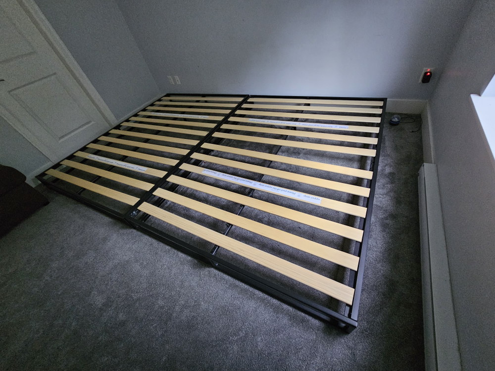 Queen Size Metal Platform Bed Frame - photo 2