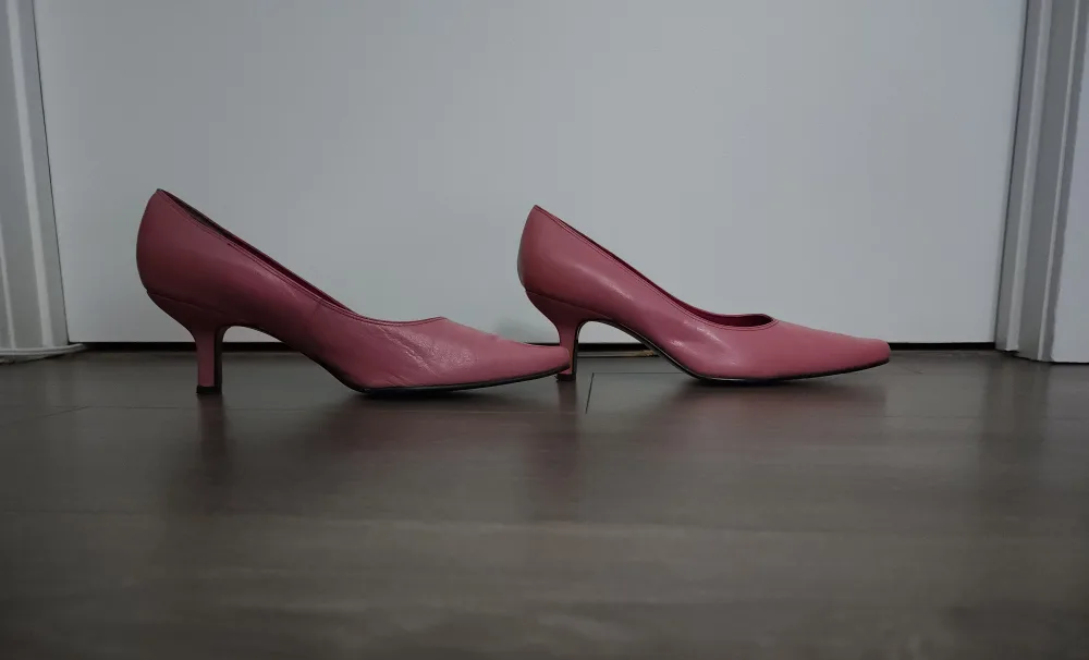 Aldo size38 Genuine Leather Boots+ Ankle Boots 37 and  Pump 38 image indicator(10)