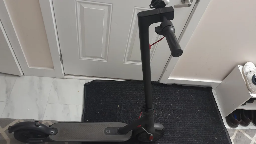 Xiaomi Electric Scooter thumbnail