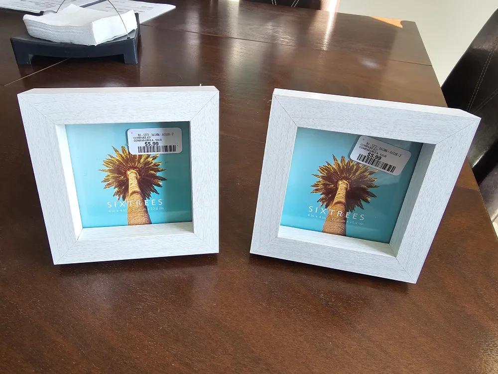Set of Two Picture Frames image indicator(2)