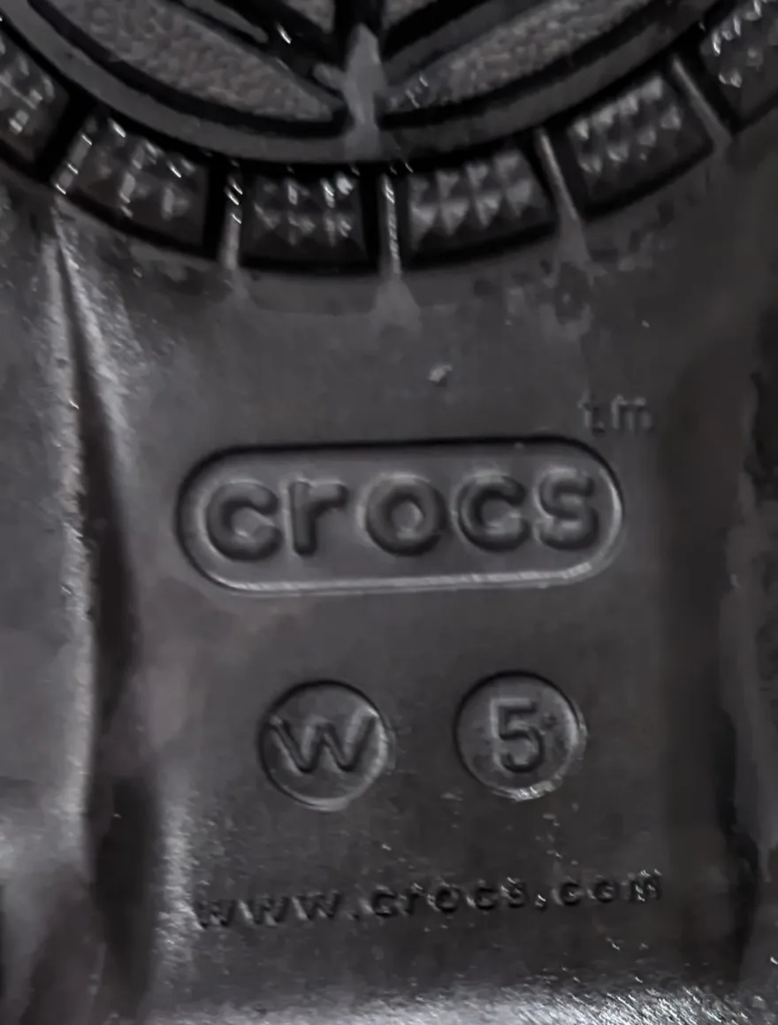 Black Crocs Women's Freesail Chelsea Ankle/Rain Boots (Size W5) image indicator(6)