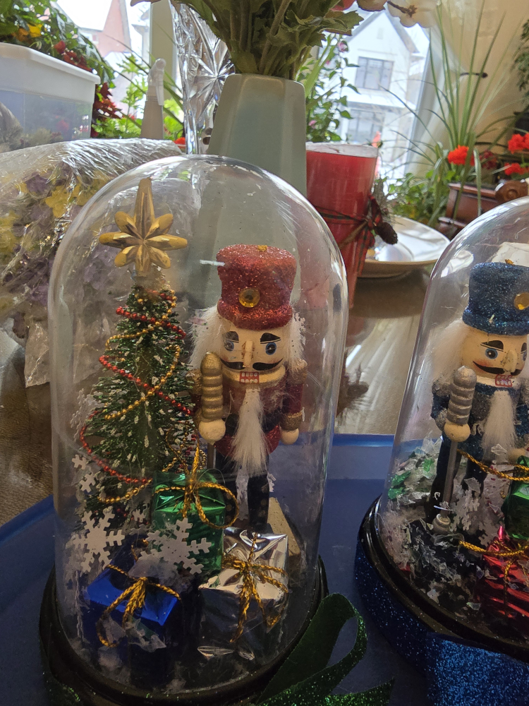 Set of 5 Christmas Snow Globes - photo 5