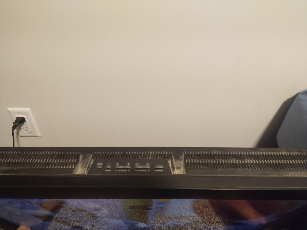 Sony Bravia LCD HDTV - photo 2