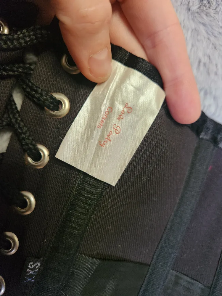 Black and Red Love Poetry Corset image indicator(6)