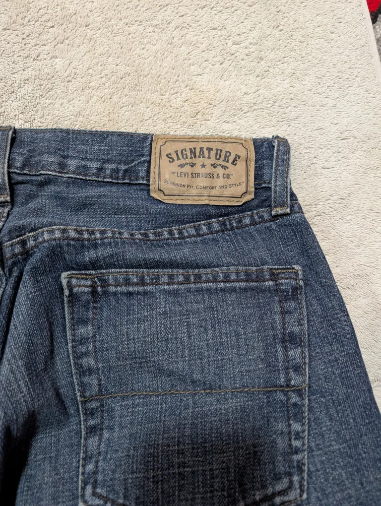 Levi's Signature Straight Jeans - 30x32 image indicator(3)