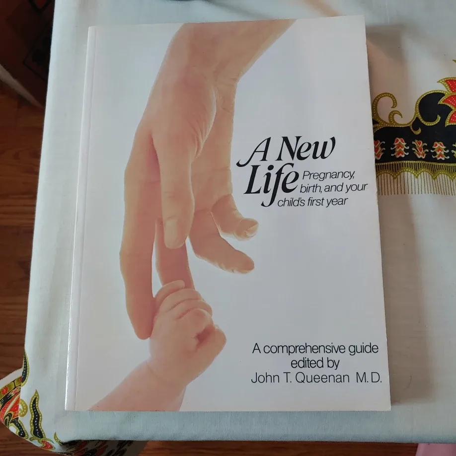 Pregnancy Books image indicator(4)