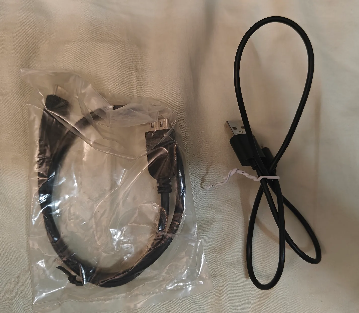 JMF Accessories 3ft Micro USB Charging Cable image indicator(2)