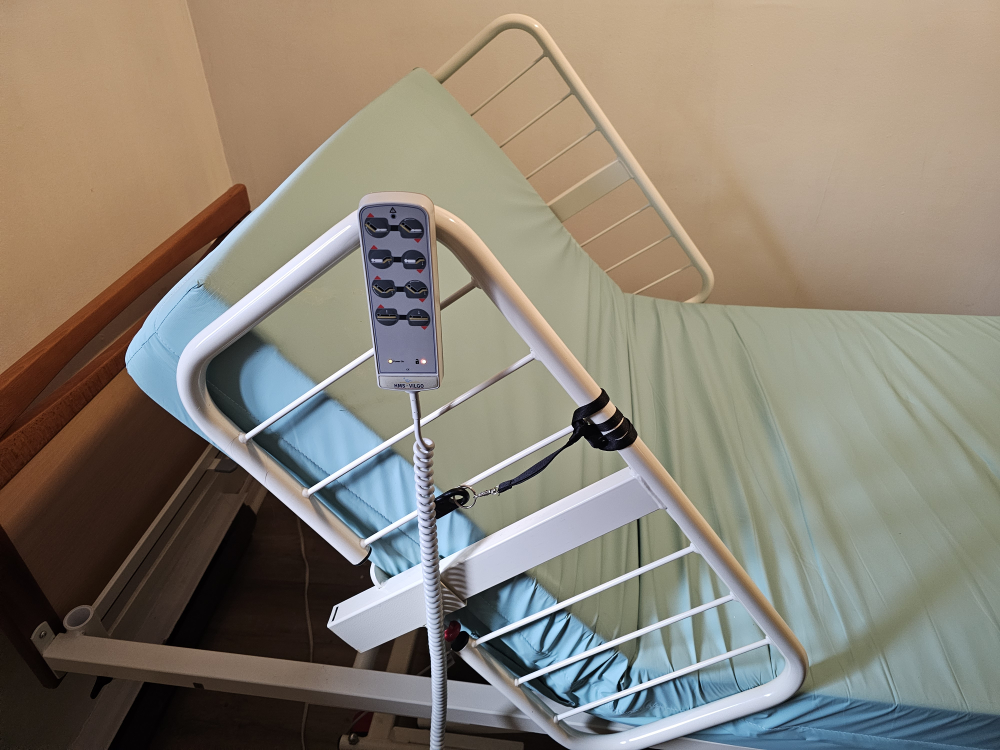 Used Adjustable Hospital Bed with Remote - photo 4