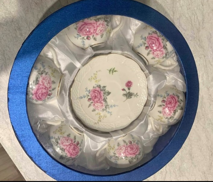Grace Fine China Teacup and Saucer Set