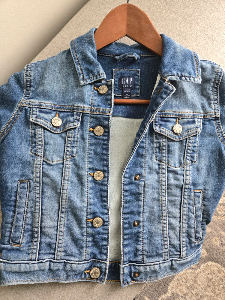Gap Denim Girls' Jean Jacket Size S image indicator(2)
