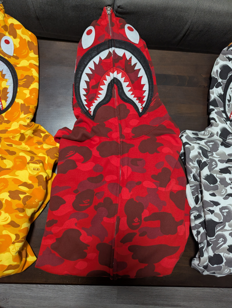 A Bathing Ape (BAPE) (SEND OFFERS) - photo 2