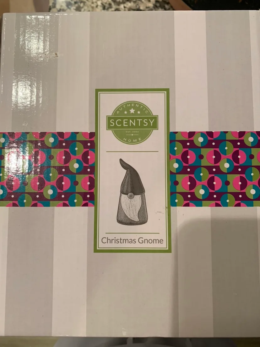 Gnome scentsy wax melter image indicator(2)