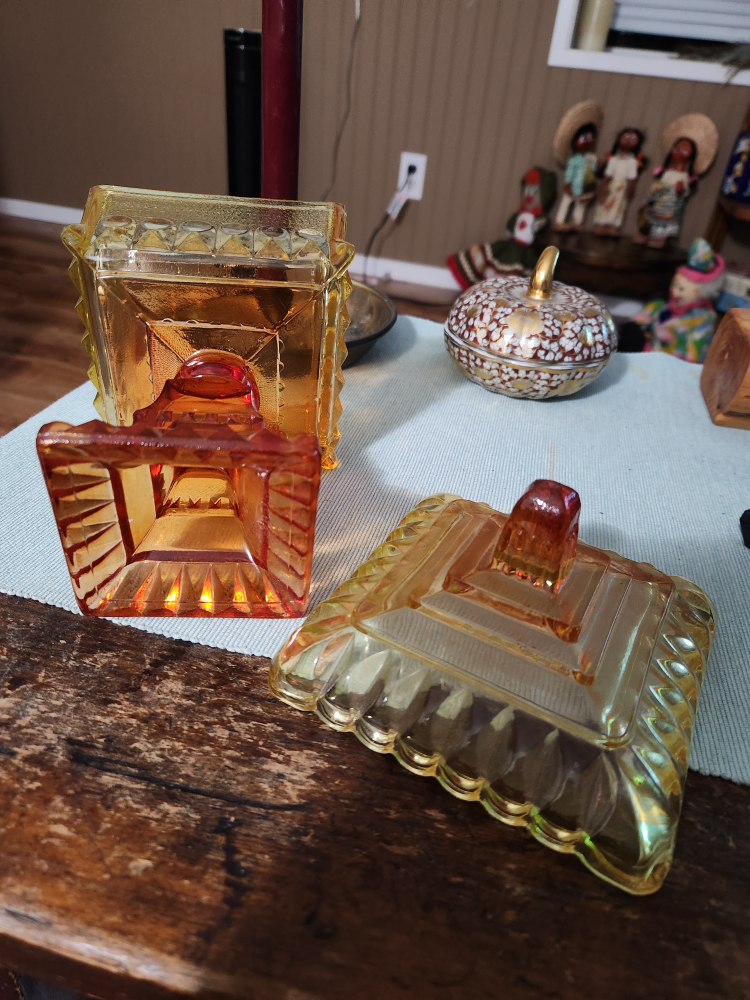 Vintage Glass Candy Dish - photo 3