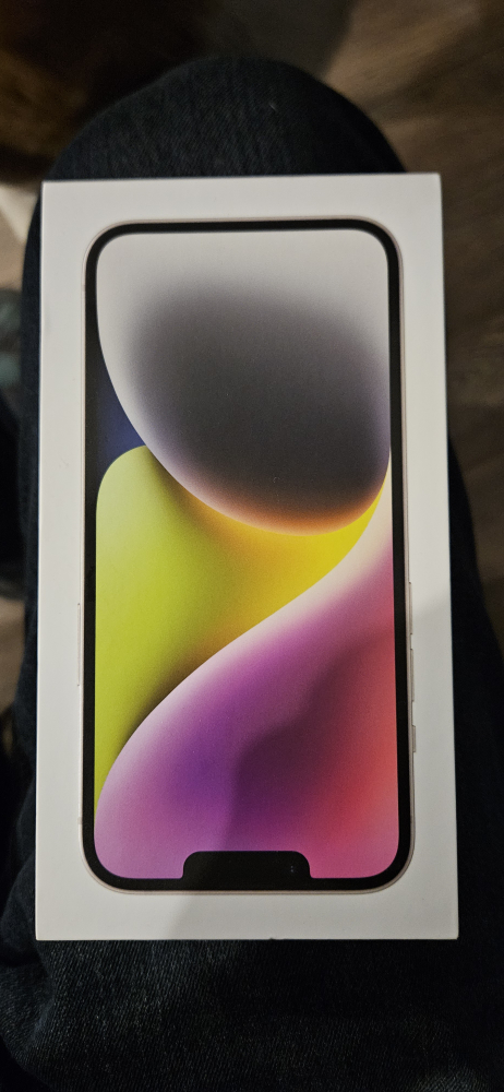 Used iPhone 14 - Back glass damaged