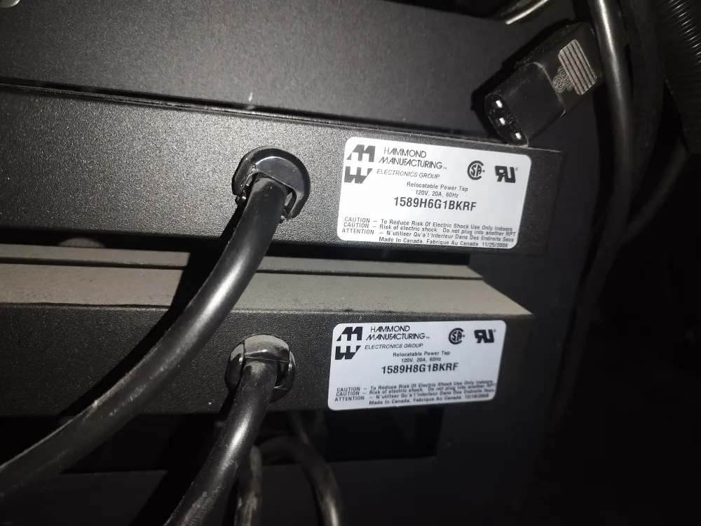 Systema Curved Control Room Console image indicator(7)