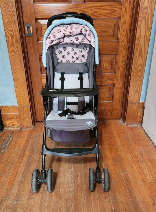 J is for Jeep umbrella stroller - photo 2
