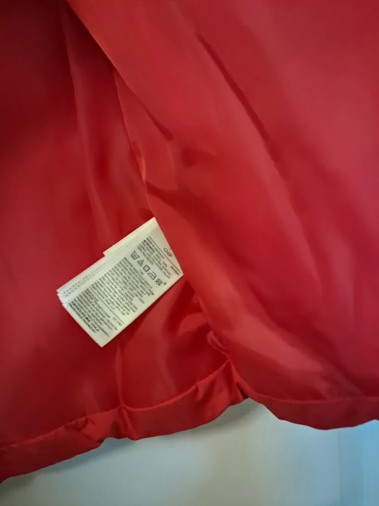 Gap Red Puffer Vest - Size Small image indicator(4)