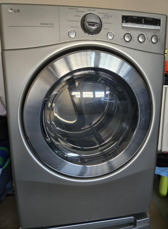 LG Dryer with Pedestal