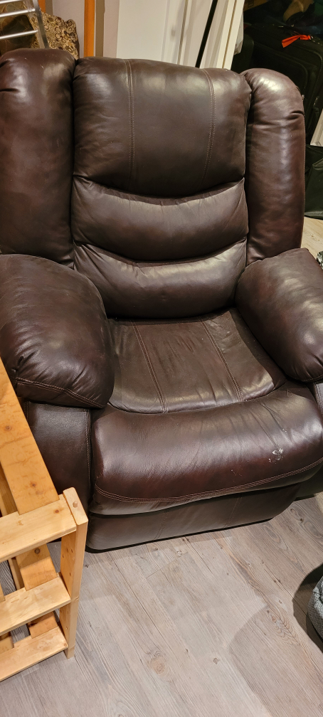 Leather recliner