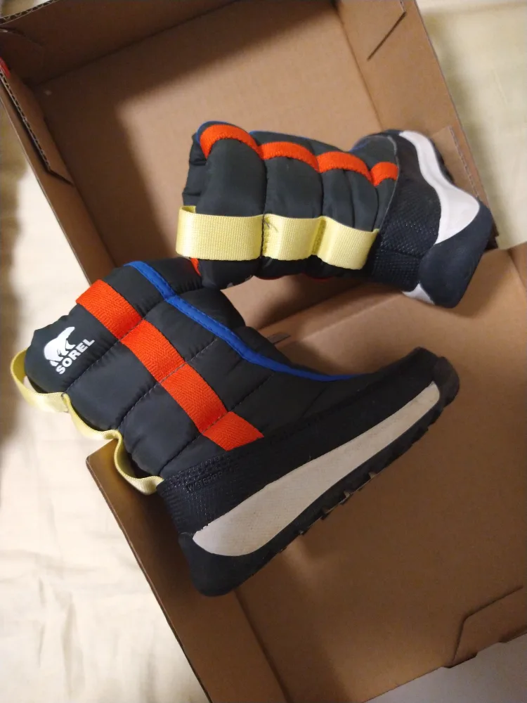 Sorel Kids' Winter Boots - Size 8 image indicator(2)