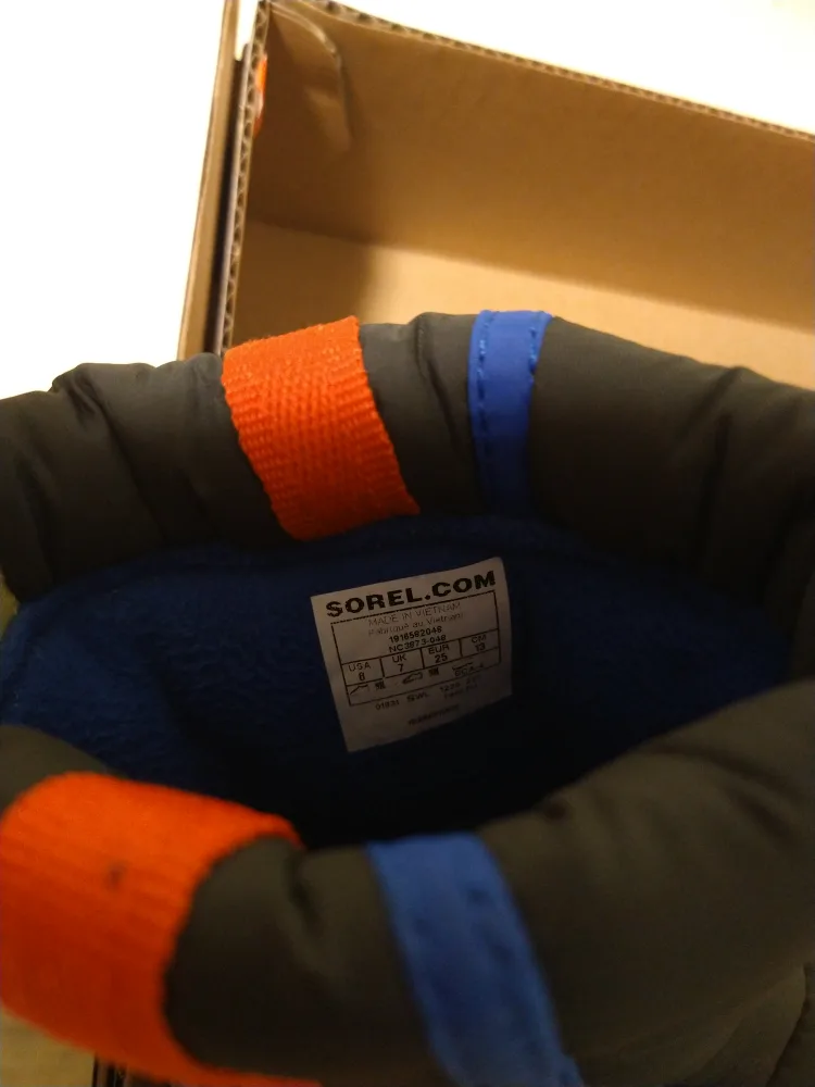 Sorel Kids' Winter Boots - Size 8 image indicator(4)