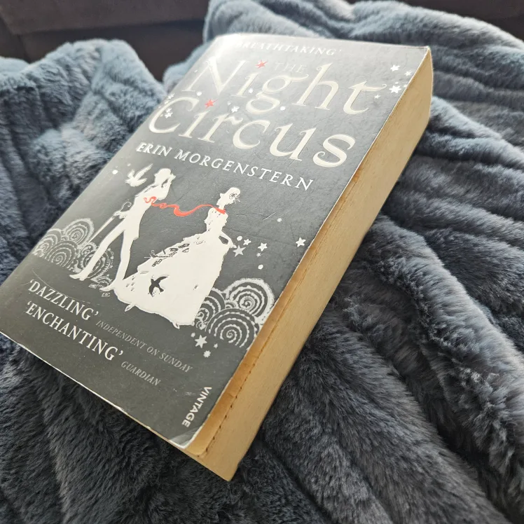 The Night Circus by Erin Morgenstern - Vintage Paperback image indicator(2)