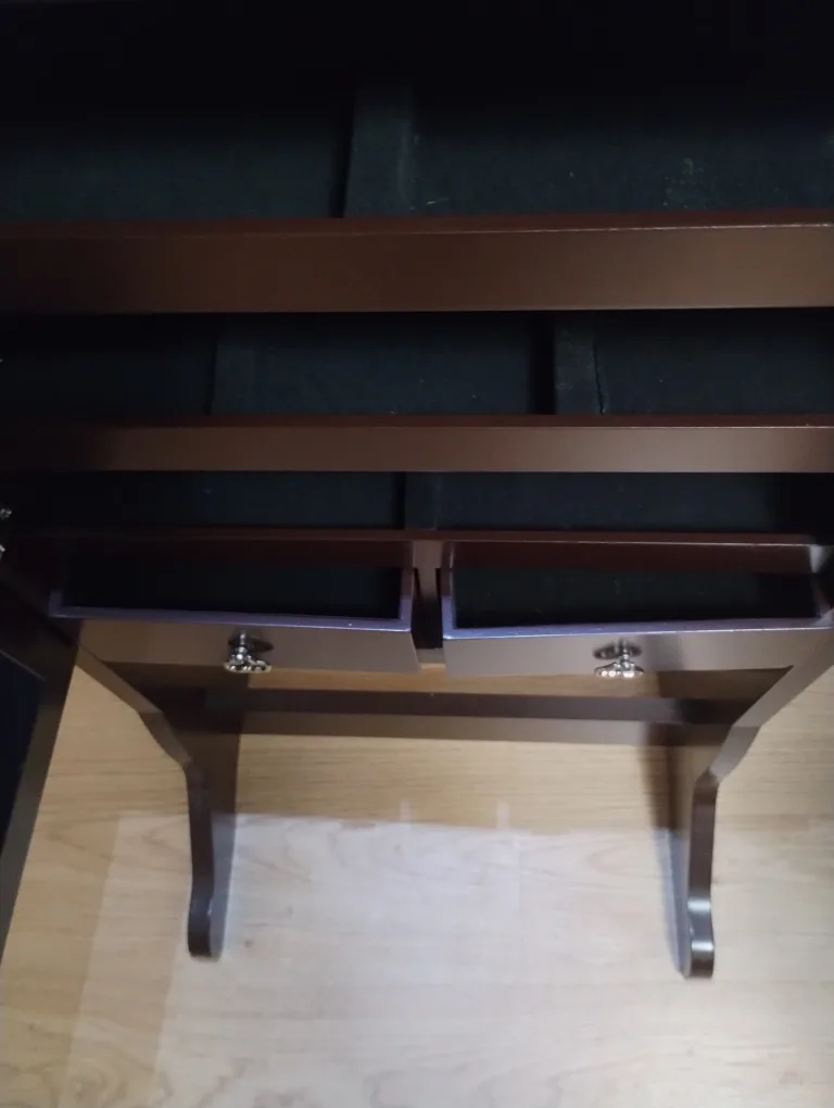 Full-Length Mirrored Jewellery Armoire image indicator(6)